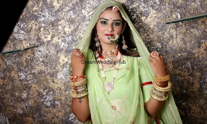 Komal beauty parlour